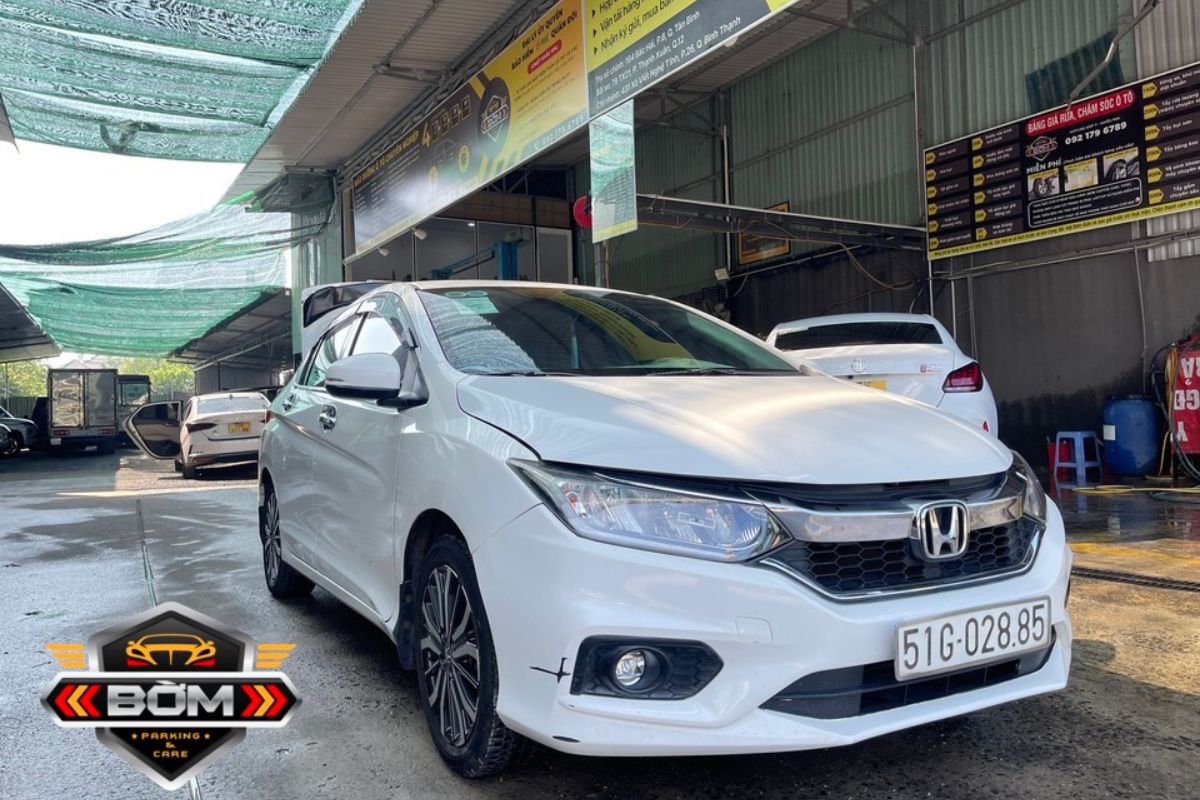 dịch vụ thuê xe tự lái
