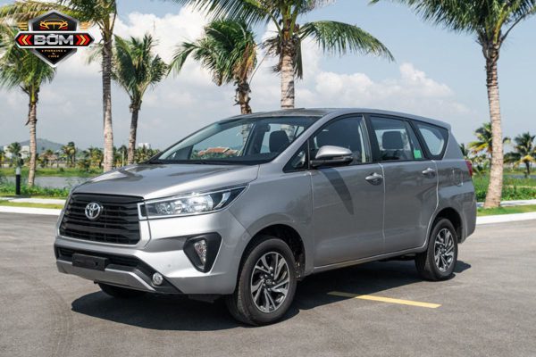 giá thuê xe 7 chỗ tự lái