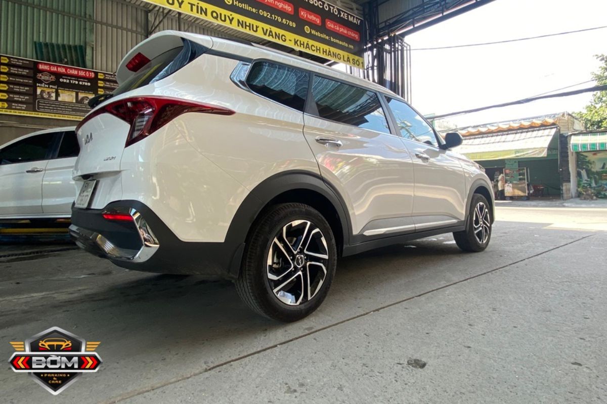 giá thuê xe 7 chỗ tự lái