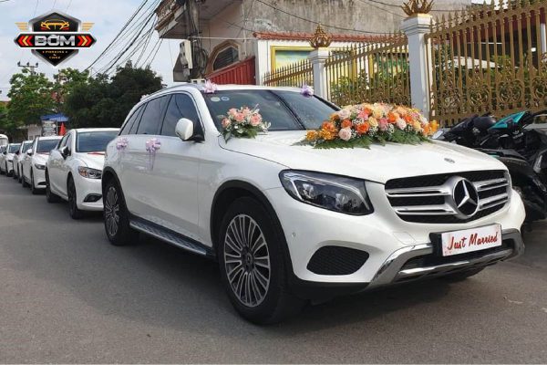 cho thuê xe hoa Mercedes