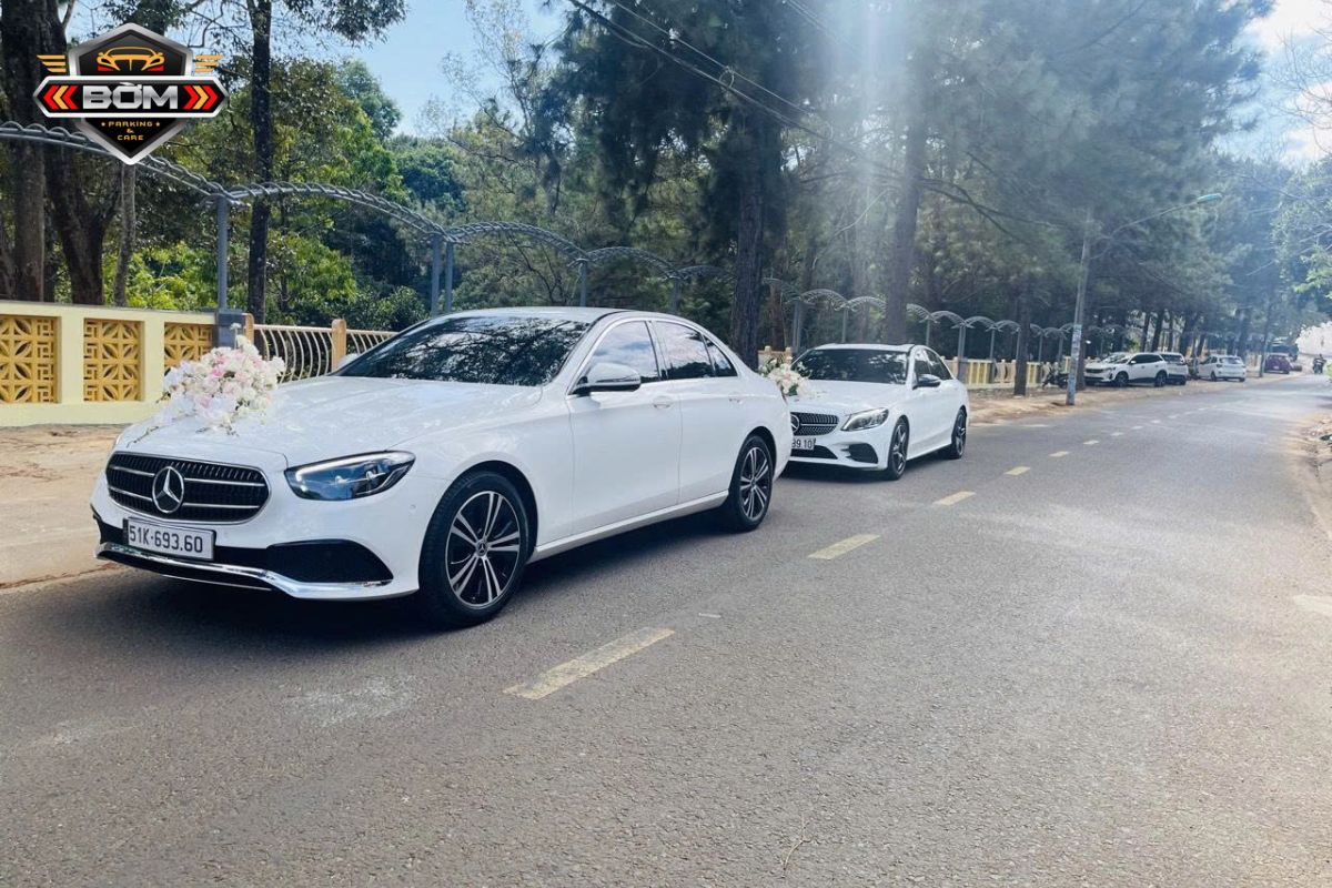 thuê xe cưới Mercedes