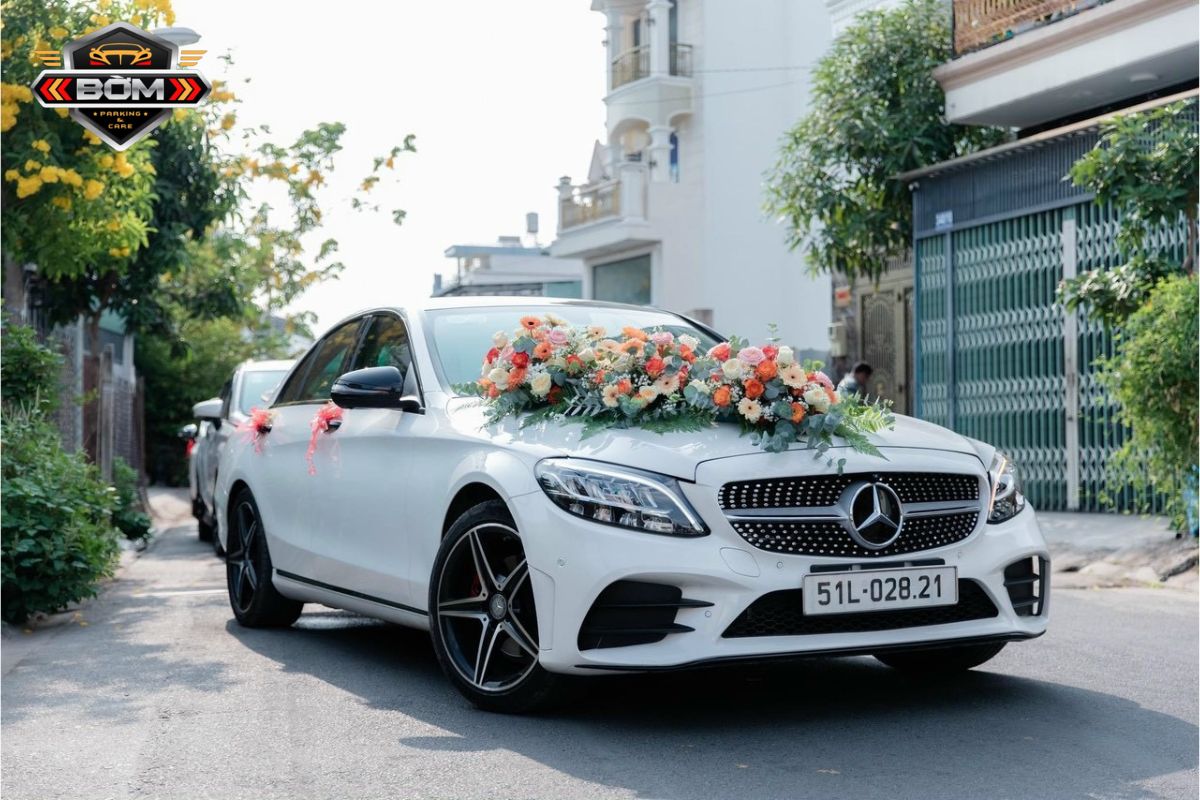 thuê xe hoa Mercedes