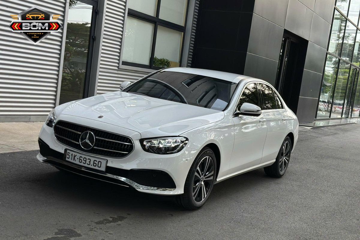 thuê xe hoa mercedes