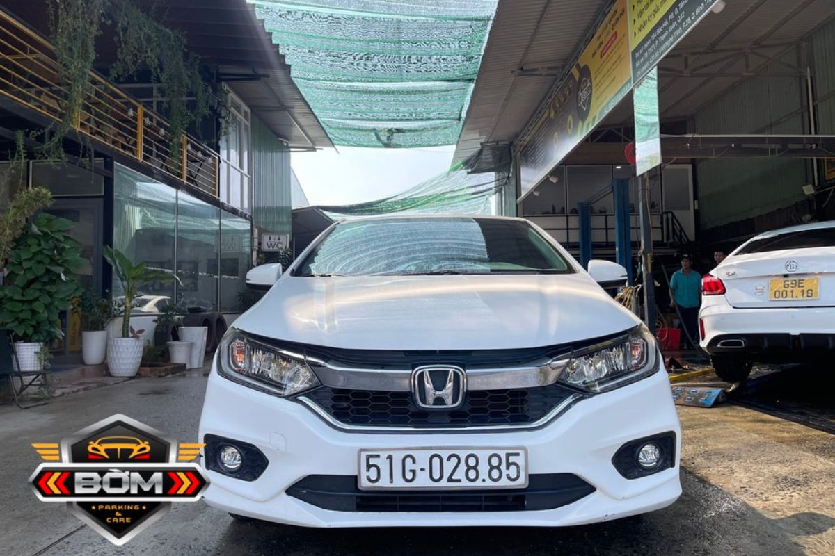 thuê xe tự lái