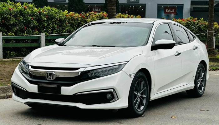 Thuê xe Civic tự lái - Trải nghiệm tuyệt vời cho chuyến đi của bạn