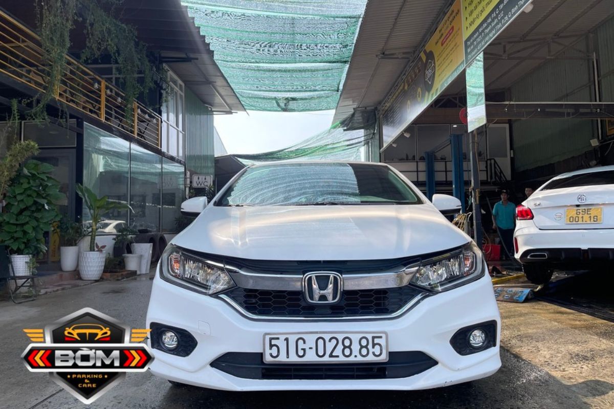 bảng giá thuê xe 4 chỗ tự lái