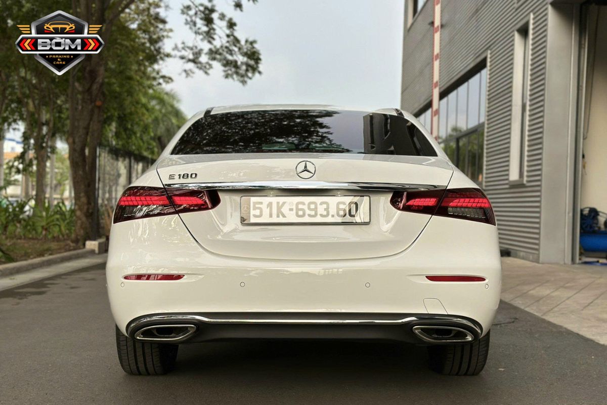 cho thuê xe cưới 4 chỗ Mercedes