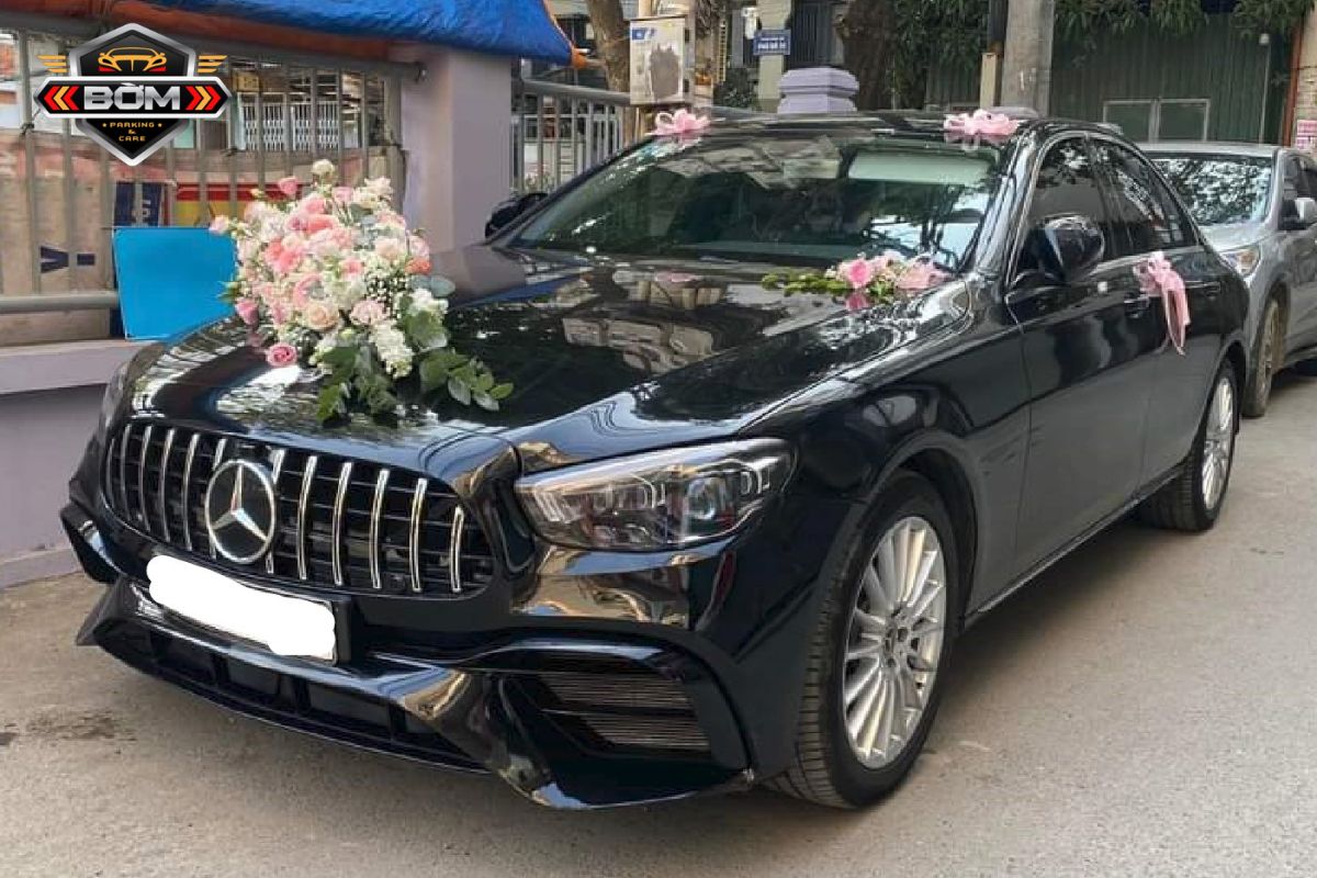 cho thuê xe cưới Mercedes hạng sang