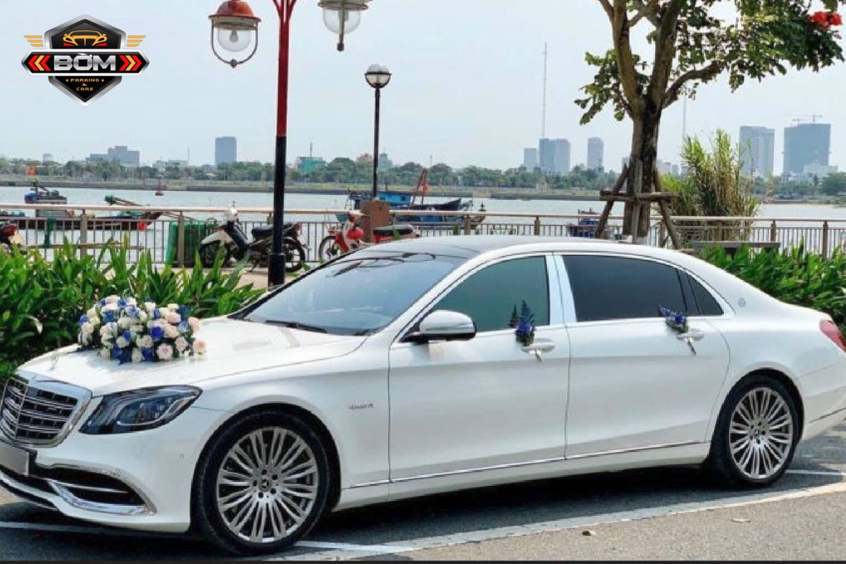 cho thuê xe hoa trắng Mercedes