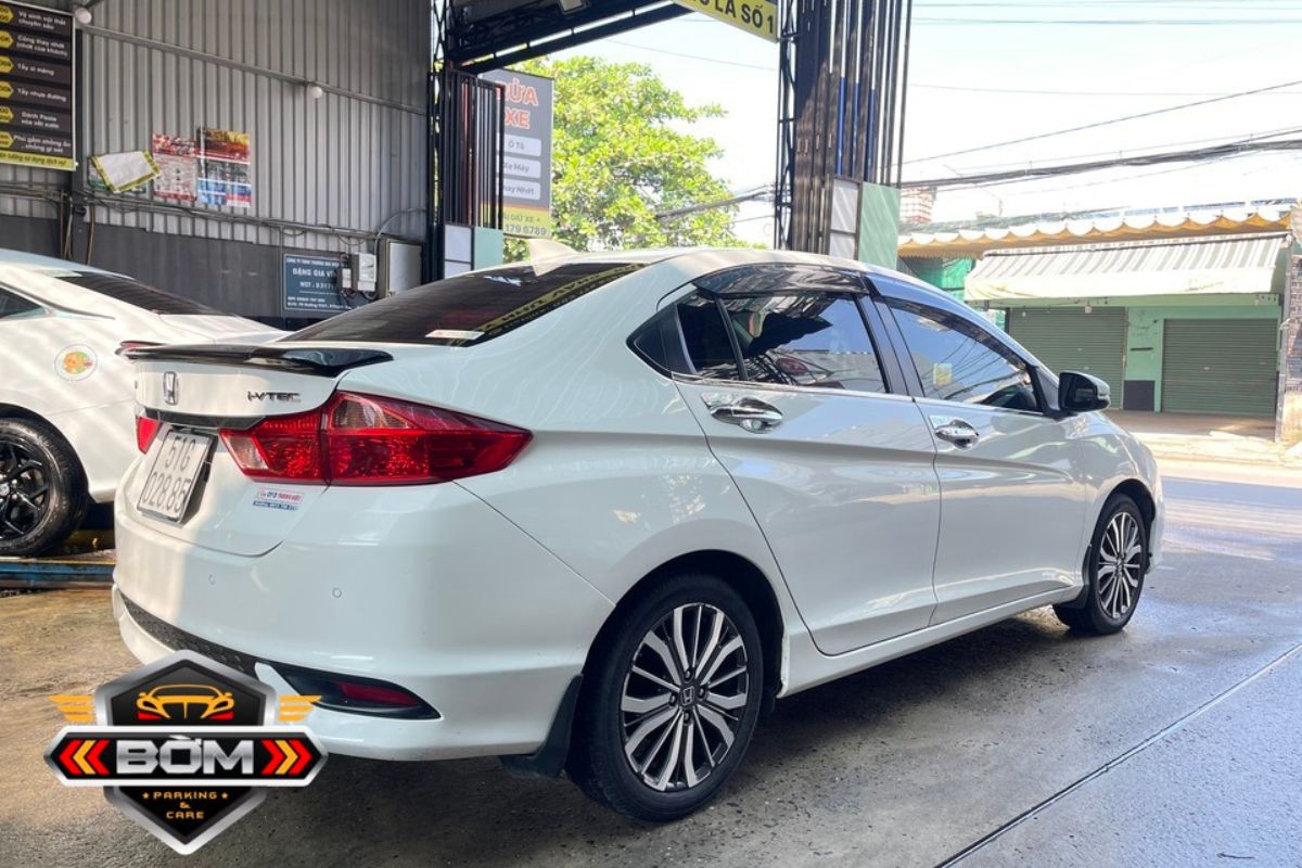 cho thuê xe tự lái tại tphcm