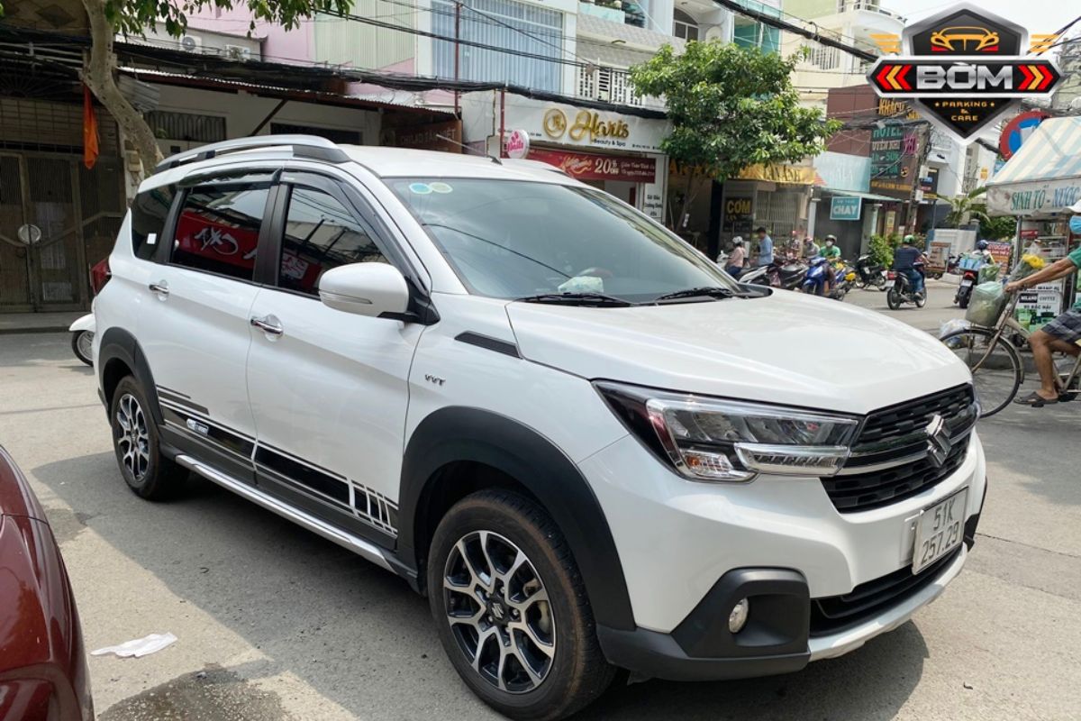 dịch vụ cho thuê xe 7 chỗ tự lái