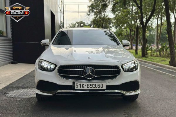 giá thuê xe Mercedes tự lái