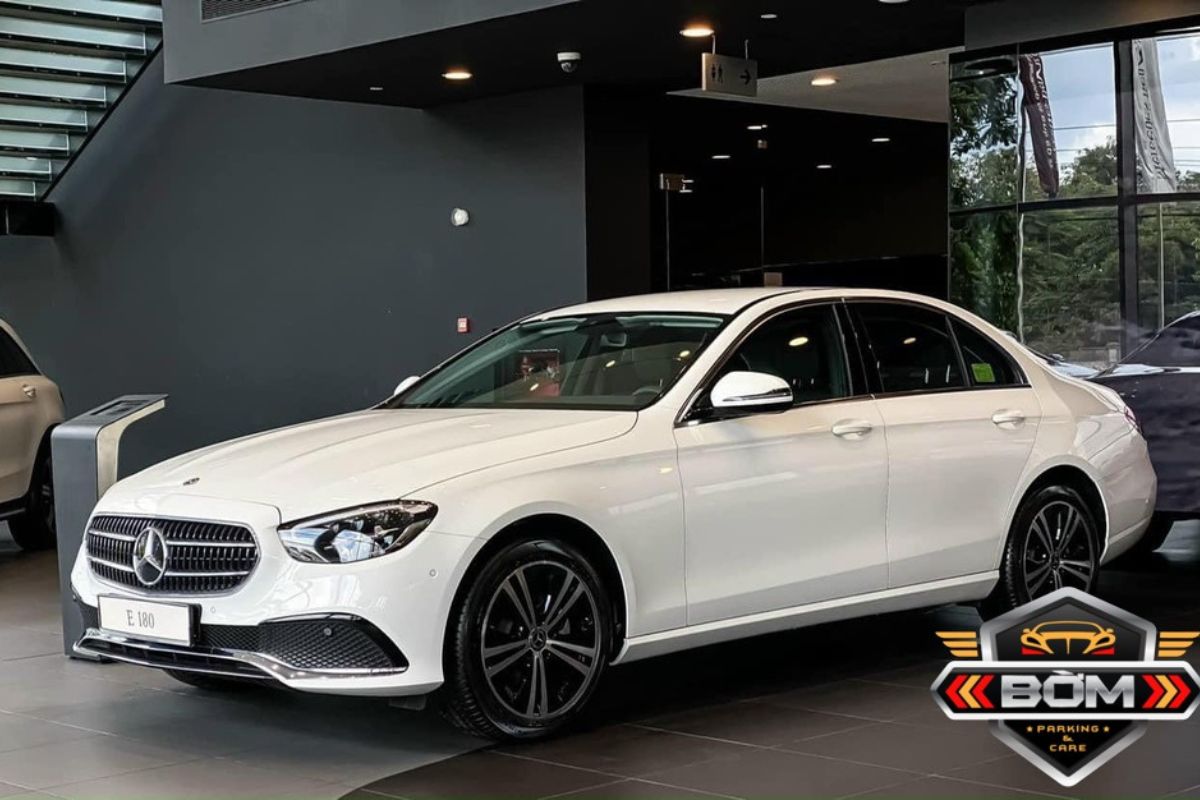 mướn xe 4 chỗ tự lái