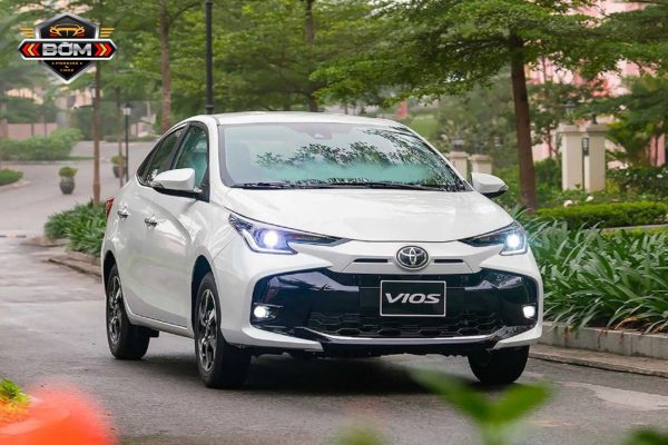 thuê xe 4 chỗ tự lái TPHCM