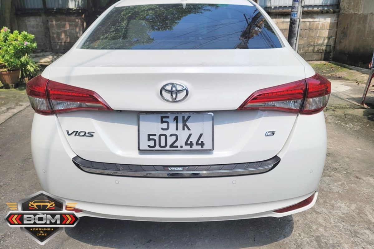 thuê xe ô tô 4 chỗ tự lái