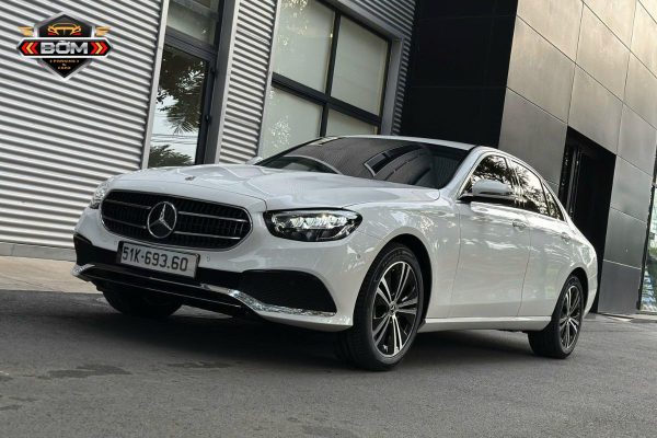 thuê xe tự lái Mercedes