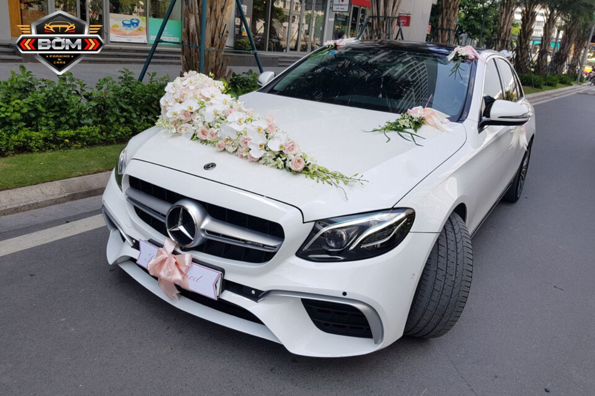 xe hoa Mercedes